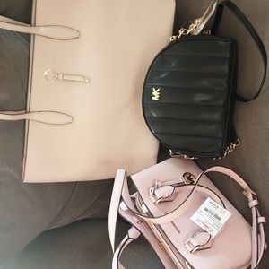 Bundle of 3 bags!